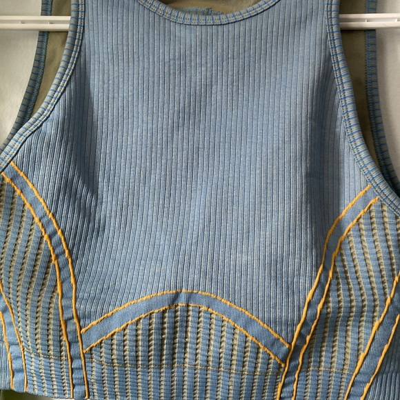 ❄️3/$25 Fabletics Khloe Edit Blue Longline Sports Bra - Picture 2 of 4